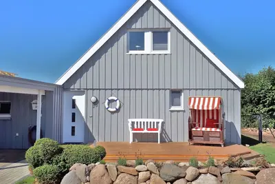 Image de mit Grill und Garten in Neukirchen by Interhome