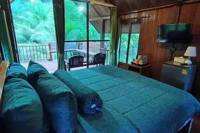 Image de Retraite de charme à Ao Luek Tai avec des vues à couper le souffle