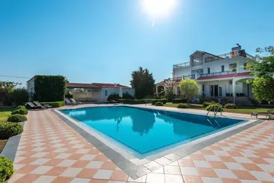 Image de Ferienvilla Royal Classico für 10 Personen by Interhome