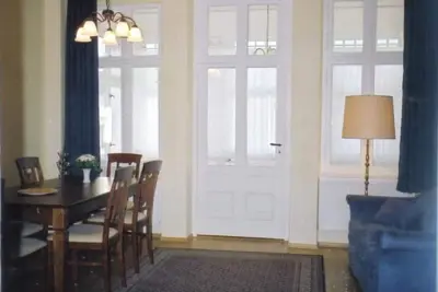 Image de in Gründerzeitvilla in Strandnähe by Interhome