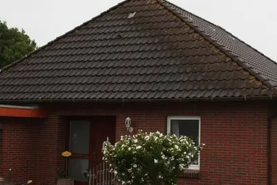 Image de mit kleinem Garten und Grill by Interhome