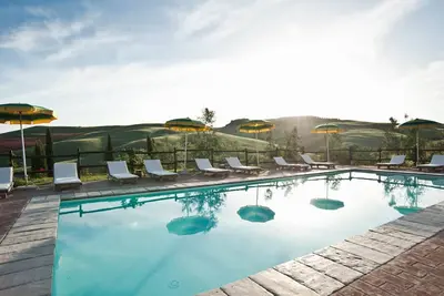 Image de 'Rosa' mit Pool by Interhome