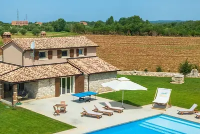 Image de Nona Kapona by Interhome