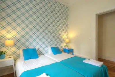 Image de Studio für 19 Personen und 1 Kind in Lissabon by Interhome