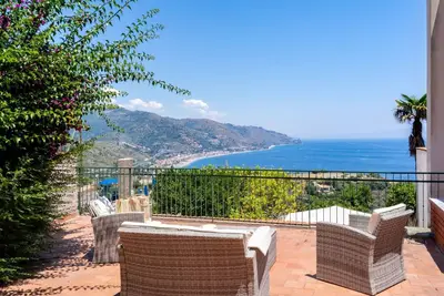 Image de Villa Valencia by Interhome
