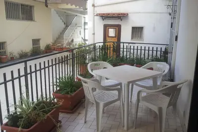 Image de Gemütliche Wohnung in Borgo-Sanzio mit Privatparkplatz by Interhome