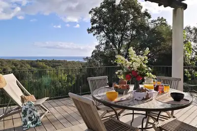 Image de Villa Belle Vue, direkt am Meer, 1-2 Haustiere erlaubt by Interhome