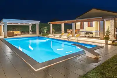 Image de Sterlizia, Villa mit Pool in Meeresnähe by Interhome