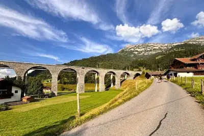 Image de neue 2. 5- Zimmer Ferienwohnung im dreigenerationen Bauernhaus by Interhome