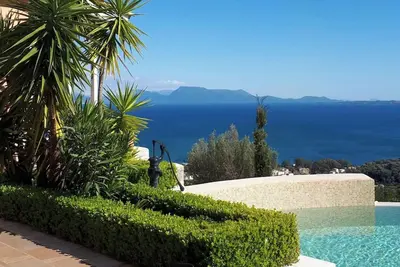 Image de Die Drei Grazien, luxuriöse Villa mit eigenem Pool by Interhome
