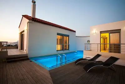 Image de Villa Levantes - Ferienhaus in Mithimna mit Pool by Interhome