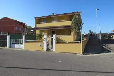 Image de Wohnung in Soleminis mit Grill by Interhome