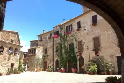 Image de Hochwertige Wohnung im Turm-Schlösschen by Interhome