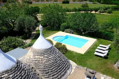 Image de Trullo auf dem Lande in Ostuni mit privatem Pool by Interhome
