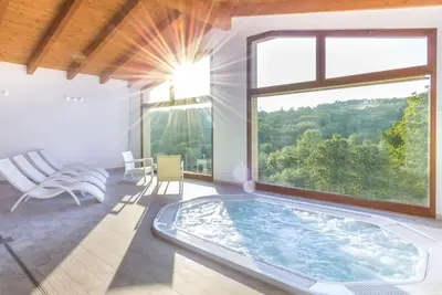 Image de Villa Cantone mit beheiztem Pool by Interhome