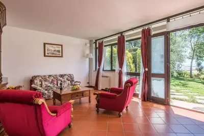 Image de Wohnung mit Garten und oberirdischem Pool by Interhome