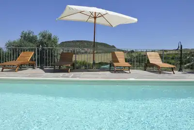 Image de Lubagnu Vacanze- Drei-Zimmer-Wohnung E by Interhome