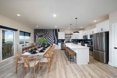 Image de Lazy River - Lake Views - Hot Tub - Pet Frndly!