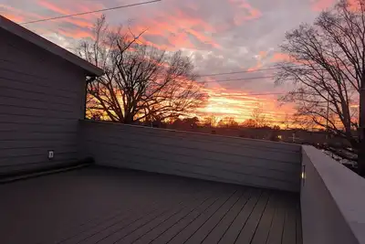 Modern Rooftop View Raleigh Downtown Sfh-Yellow