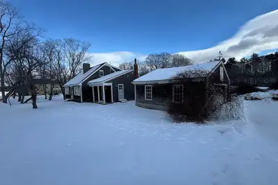 Image de Amazing 3-bedroom home, Full Kitchen, in Newcastle perfect for your getaway