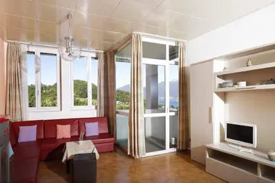 Image de mit Blick auf den Lago Maggiore by Interhome