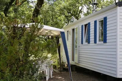 Image de Mobil Home avec Terrasse, 2 Chambres à Payrac