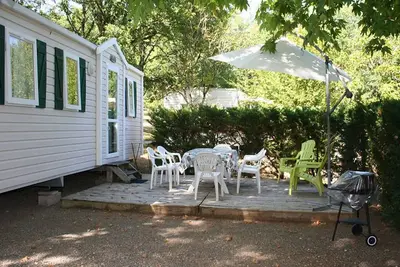 Image de Mobil-home avec terrasse au camping de Payrac