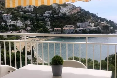 Image de Appartement familial proche plage avec parking et Internet