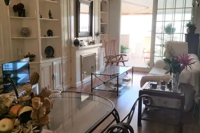Image de Penthouse mit drei Schlafzimmern in der Nähe von natürlichen Schwimmbädern by Interhome