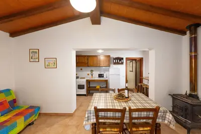 Image de Zwei-Zimmer-Villa - Wachtel by Interhome