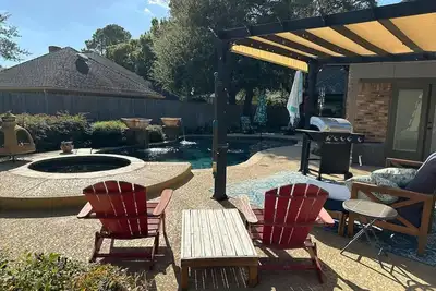 Image de Laurel Lane Oasis - Sleeps 12 + Pool + Game Room