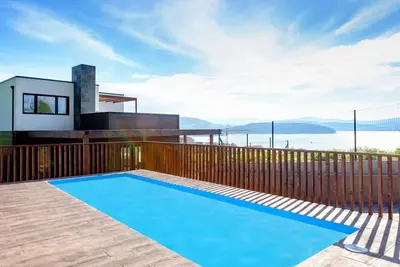 Image de in Outes mit Sonniger Terrasse und Meerblick by Interhome