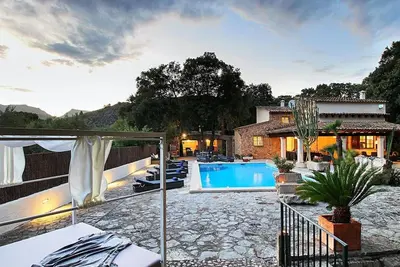 Image de Spektakuläre neu renovierte Villa in Pollensa by Interhome