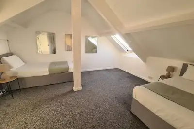 Image de Maison-Moderne-Salle de bain privée