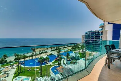 Image de Sea Senses' Suite mit Gemeinschaftspool by Interhome