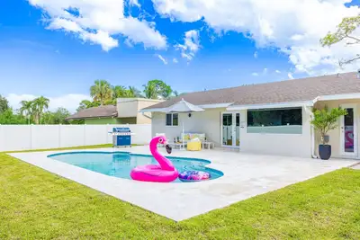 Image de Boho Bliss•Pool & Fire Pit•Family-Friendly•Beaches
