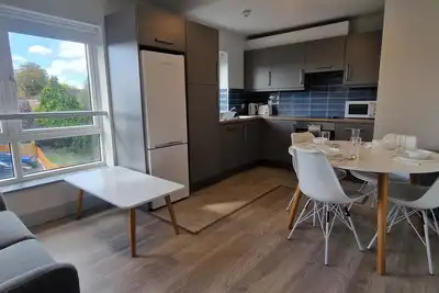 Image de Apt 7 Westbourne Accommodation 1Km to City Centre