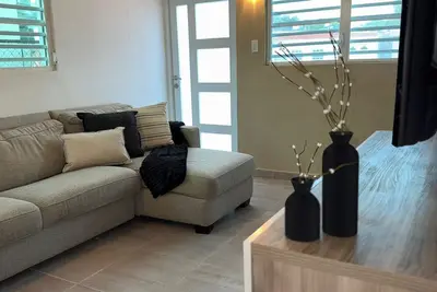 Image de Enjoy a cozy and modern, renovated Cozy Boho Apt Near Ojo de Agua in Vega Baja.