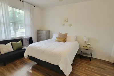 Image de A-3 2 Master Suites next to I-75 & Mall