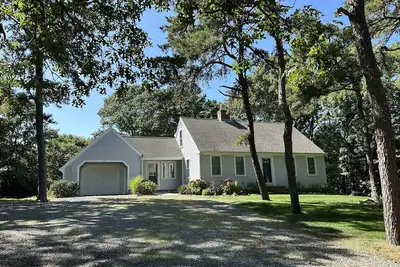 Image de New for 2026 - 3br 2ba Spacious Oasis Close to beaches, Cc Rail Trail, Nickerson State Park & More!