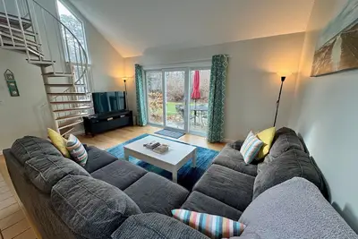 Image de New For 2026 - Discover Your Perfect Cape Cod Retreat on Howland Circle at Ocean Edge Resort!