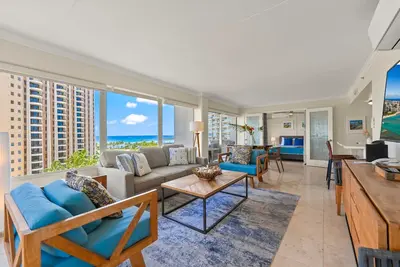Image de @ Marbella Lane - Cozy 2br w/ Amazing Ocean Views