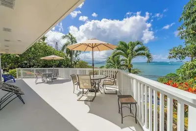 Image de @ Marbella Lane - Luminous Seascape | Ocean View