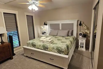 Image de Riverfront condo across from ocean. Sleeps 6