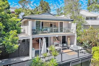 Image de DelMonte Haven | Walk to Beach, Pets Considered