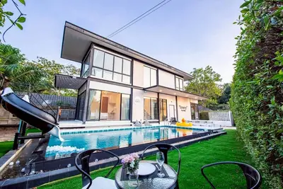 Image de Emery Pool Villa Pattaya\nWe are welcome your family, friend and your pet