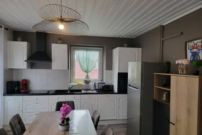 Image de Appartement au 1er etage avec balcon