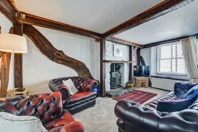 4 Bed in Looe (oc-l30047)