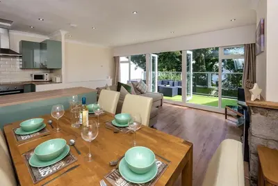 Image de 2 Bed in Llanbedrog (oc-5glyny)