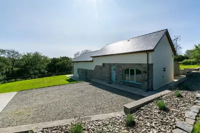 4 Bed in New Quay (oc-bow211)